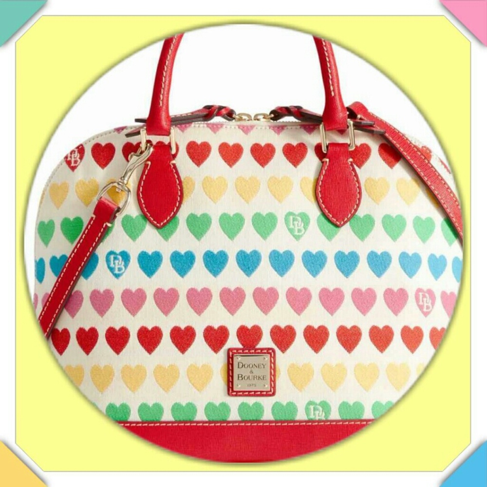 ✨NEW✨❤️💕💖Dooney & Bourke VALENTINE’S HEART Zip-Zip Satchel💖💕❤️